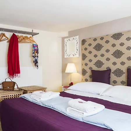 Rossocorallo Bed & Breakfast 4*